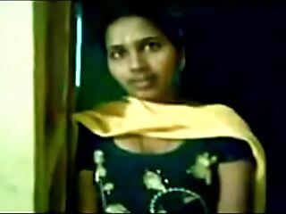 VID-20170724-PV0001-Byatrayanhalli (IK) Kannada 34 yrs old married housewife aunty showing her boobs to her illegal sex porn video