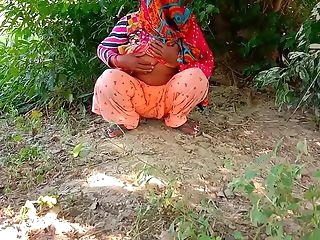 indian aunty outdoor caught